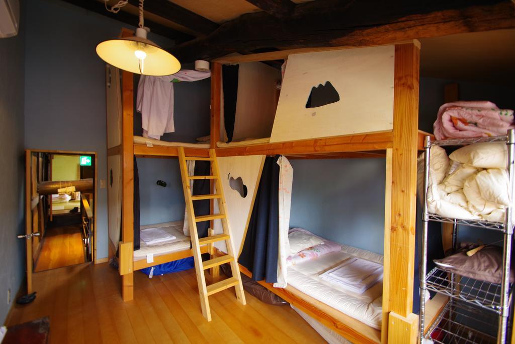 Kaiho Guest House Katsuzo Йонаґо Екстер'єр фото